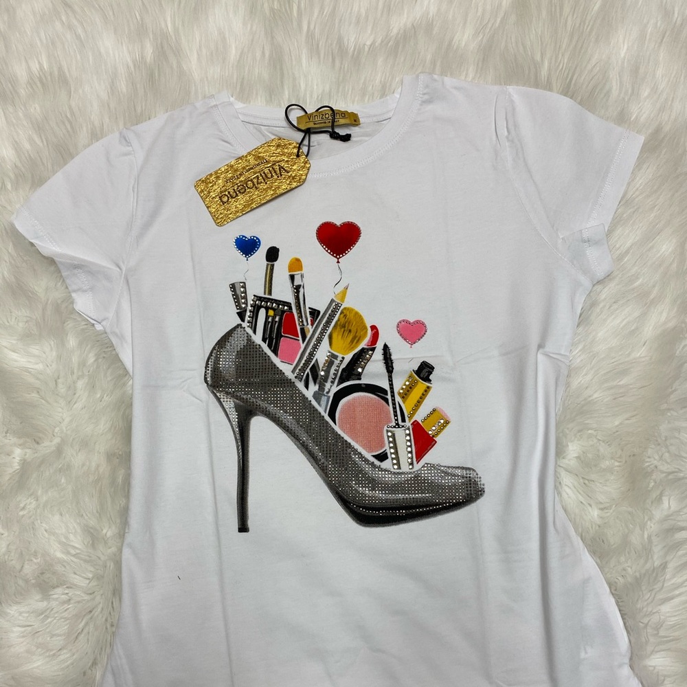 Beautiful women t-shirts
